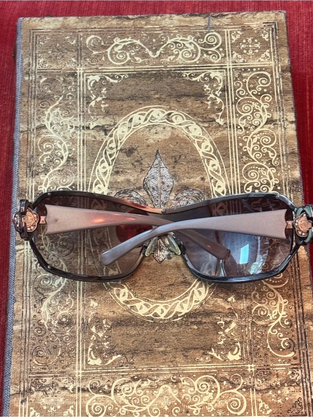 Vintage Chanel CC Medallion Oversized Brown Sunglasses